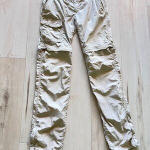 Columbia Women’s Tan Cargo Pants size 2 Long